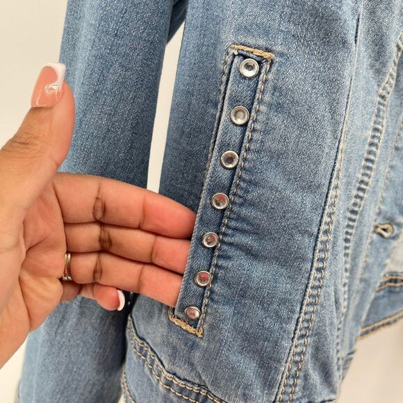Earl Jean Y2K Rhinestone Embellished Light Wash Denim Jacket Women’s Large NWT - Picture 7 of 17